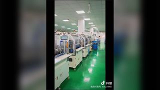 हम एकमात्र मोटर कंपनी क्यों हैं जो आपको हमारी कार्यशाला में आने और कुछ भी फिल्माने की सुविधा देती है?